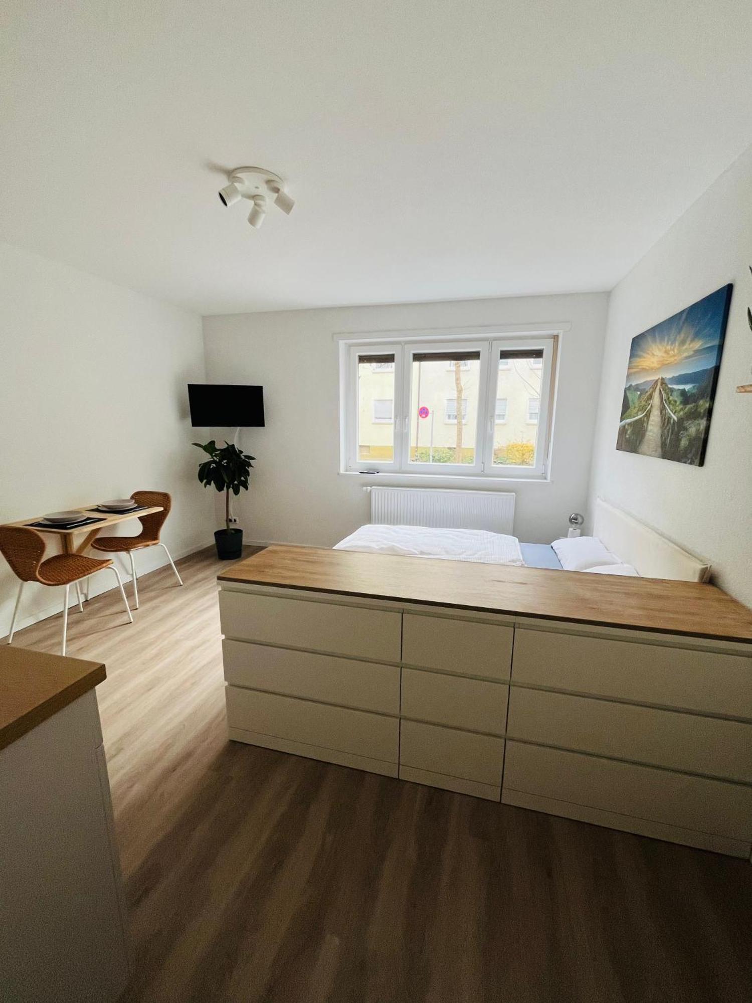 Black Forest City Apartment Mit Kostenlosem Parkplatz Freiburg im Breisgau Exteriör bild